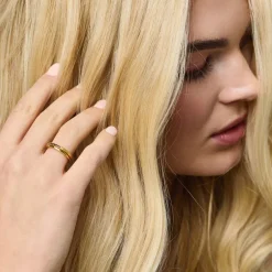 Living Proof Brume hydratante démêlante Restore Online