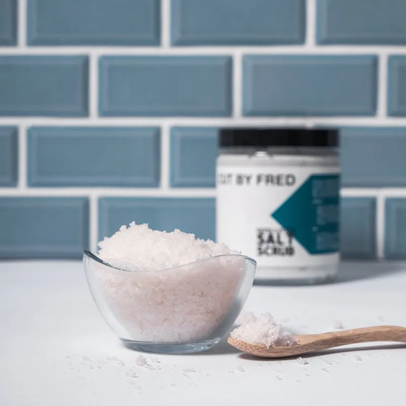 Cut by Fred Gommage lavant et dépolluant au sel marin Depolluting Salt Scrub