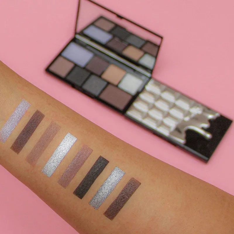 I Heart Revolution Palette ombre à paupières Mini Chocolate black pearl New